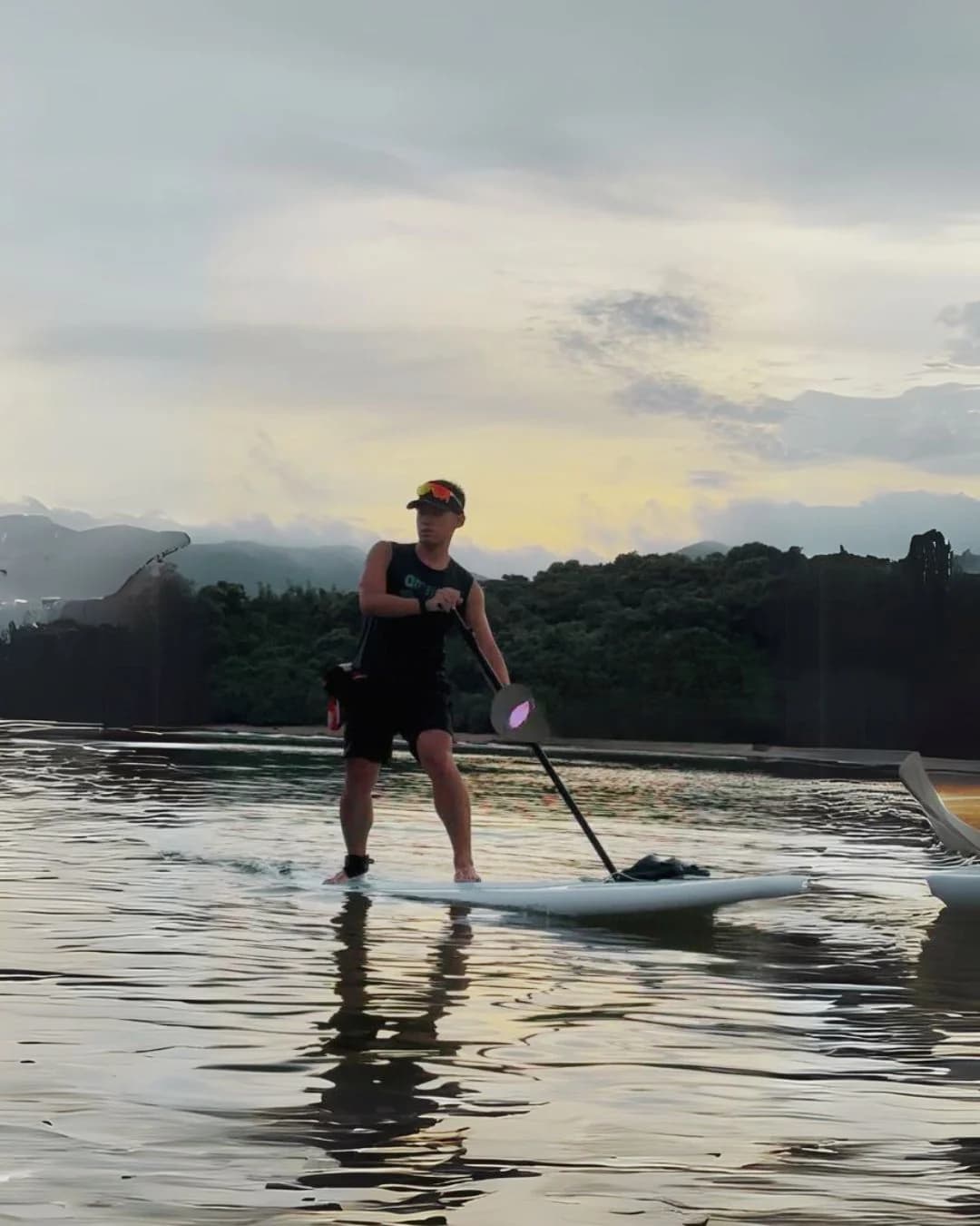 Pak Sha Chau SUP Beginner Course - Image 1