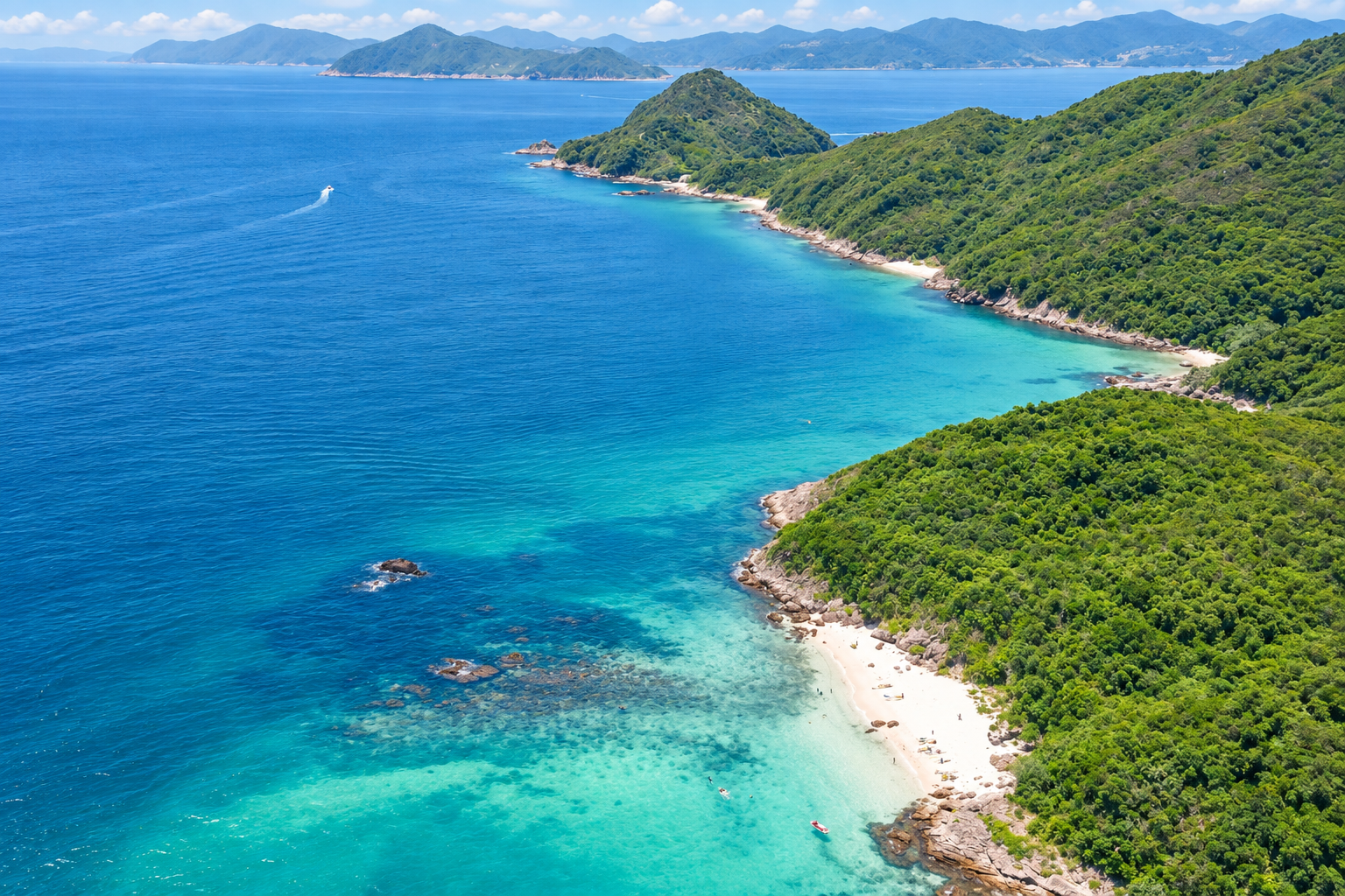 橋咀洲東側・浪芒灣の海岸と沖合 — AI生成の景観イメージです。